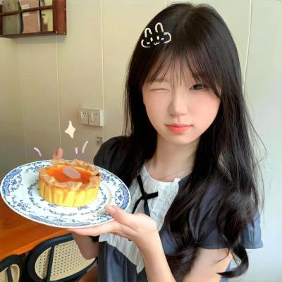 隔楼女孩:我们之间的层距